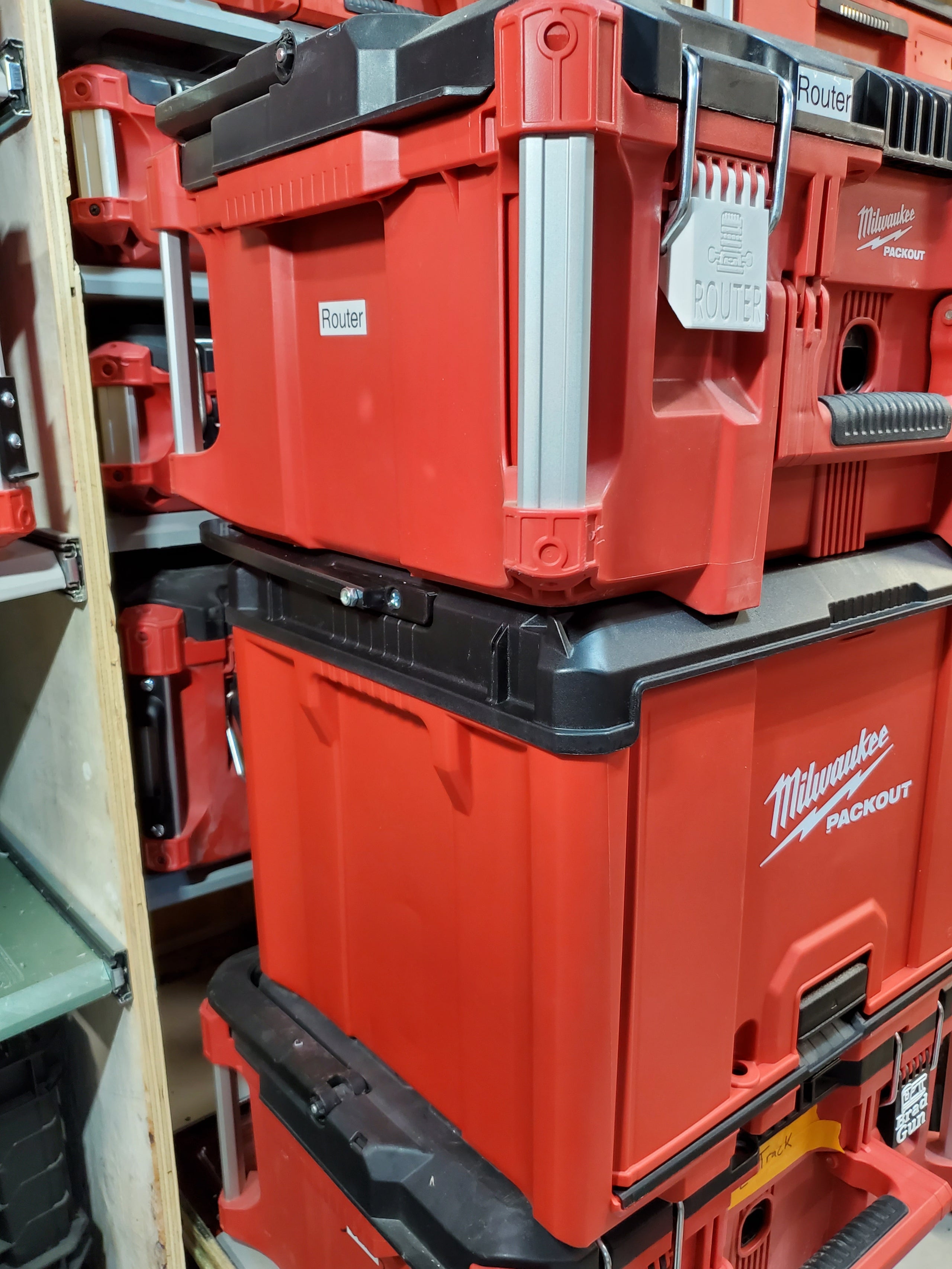 Milwaukee PACKOUT Cabinet